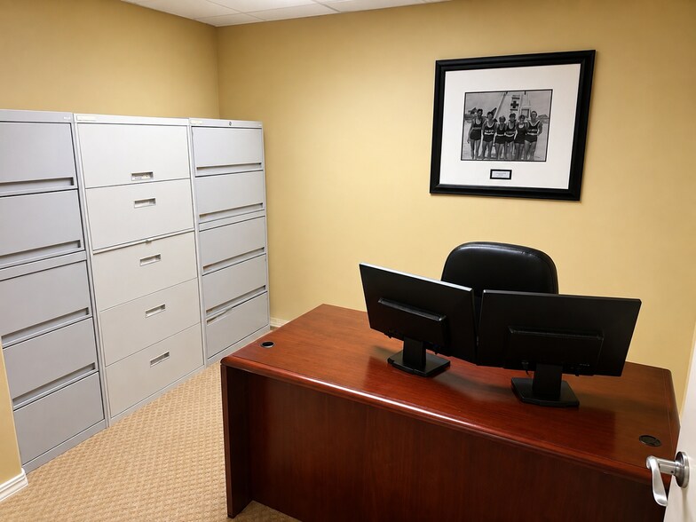 More Photos Of 2000 - 2310 Sawgrass Village Dr, Ponte Vedra Beach Office For Sale