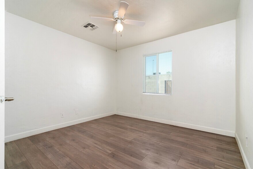 More Photos Of 2142 E Taylor St, Phoenix Multifamily For Sale