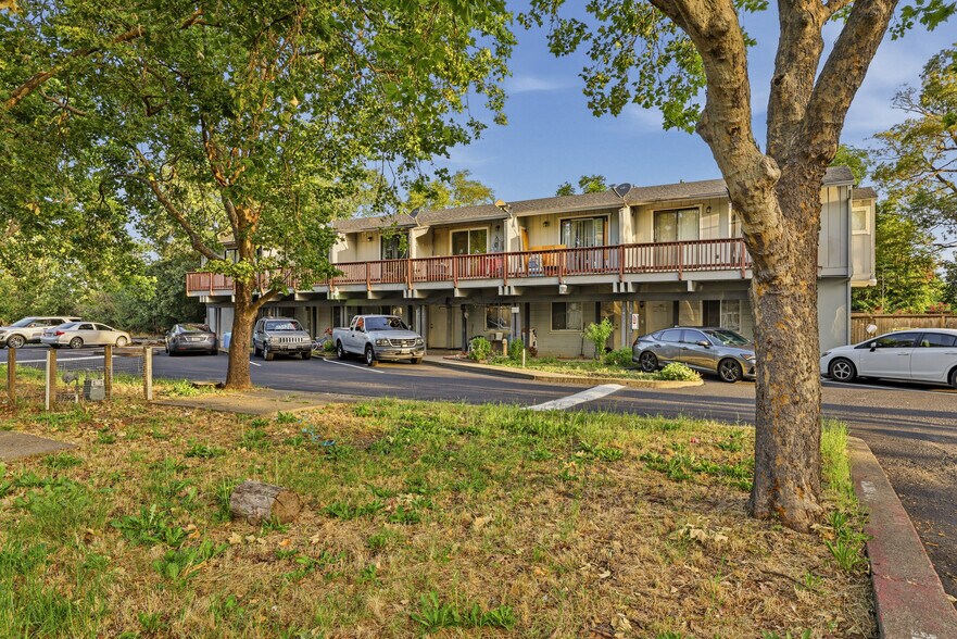 More Photos Of 10109-10133 Old Redwood Hwy, Windsor Apartments For Sale