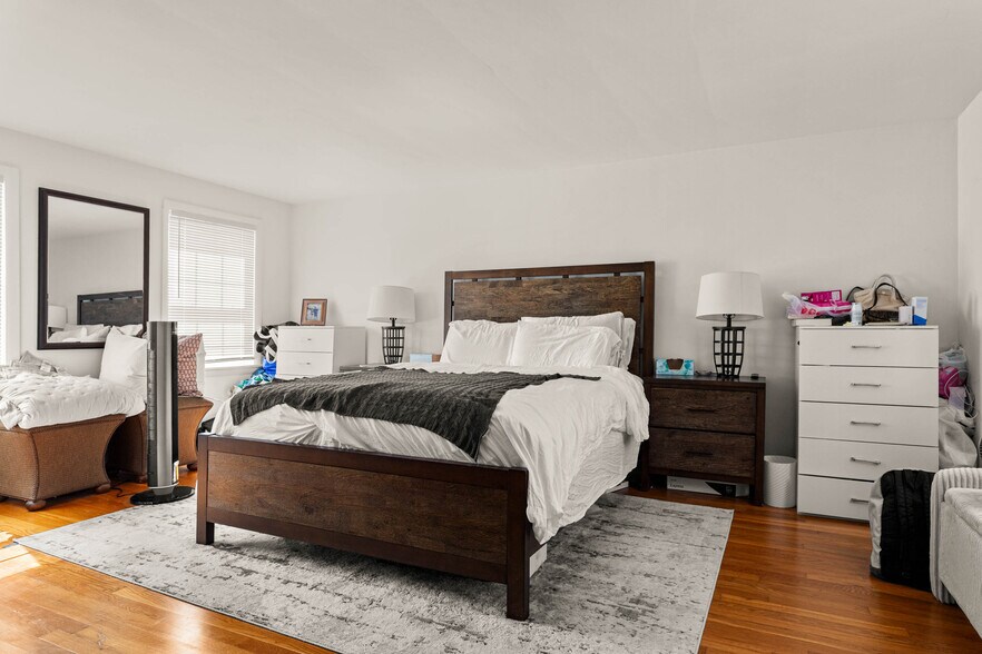 More Photos Of 800 Fayette St, Conshohocken Freestanding For Sale