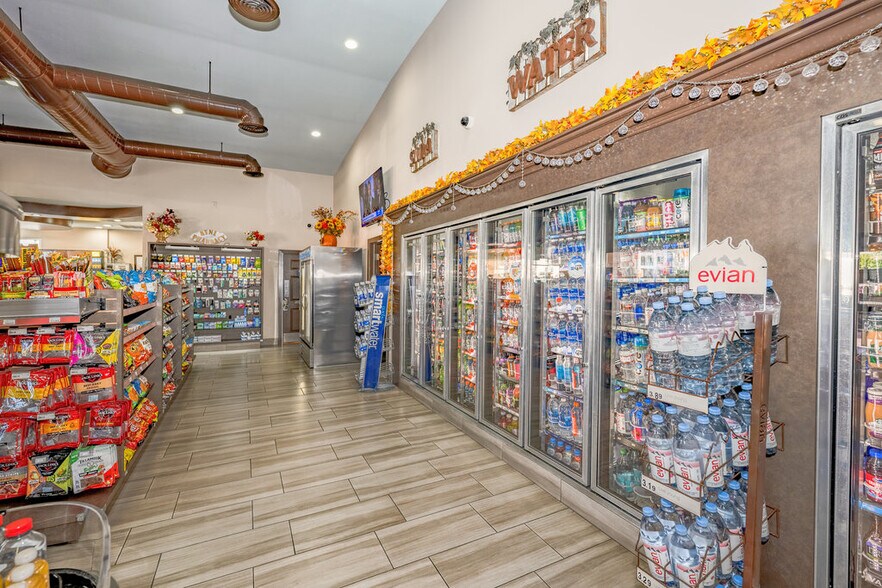 More Photos Of 1309 N La Brea Ave, Los Angeles Service Station For Sale
