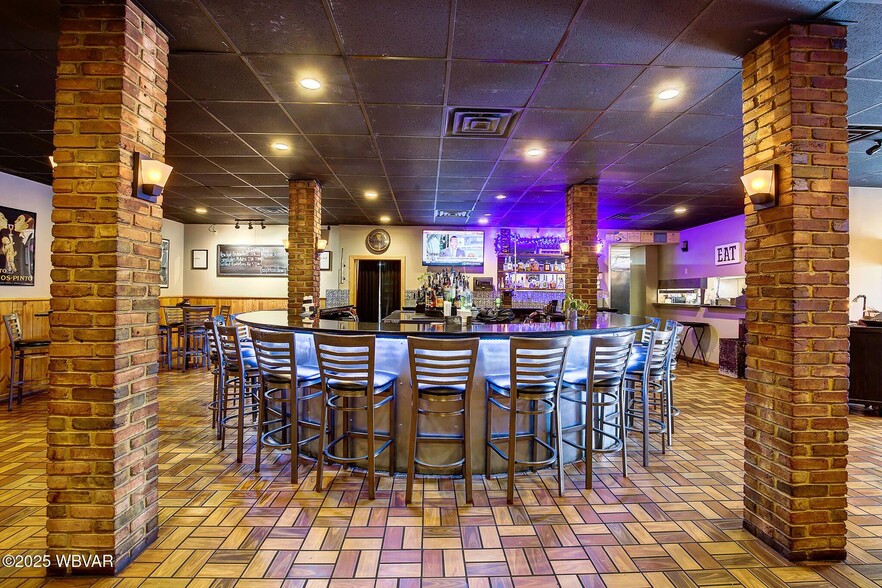 More Photos Of 505 Washington Blvd, Williamsport Restaurant For Sale