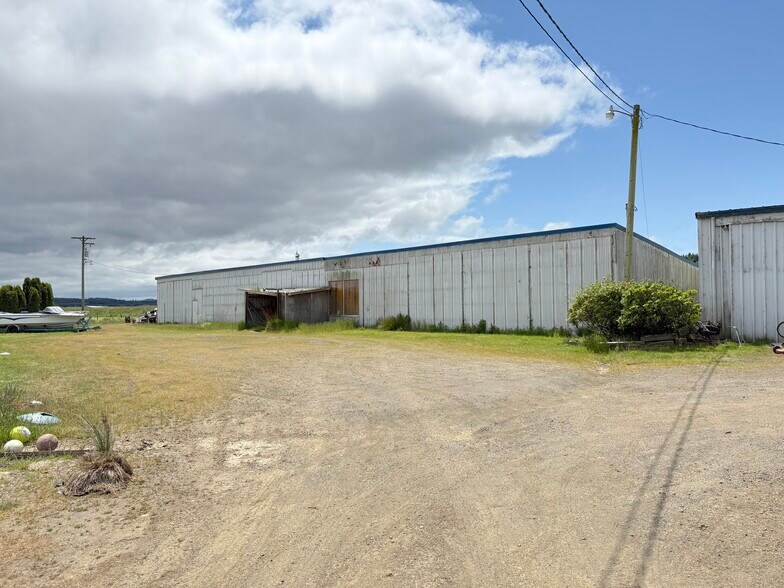 More Photos Of 175 3rd St, Tillamook General Retail For Sale