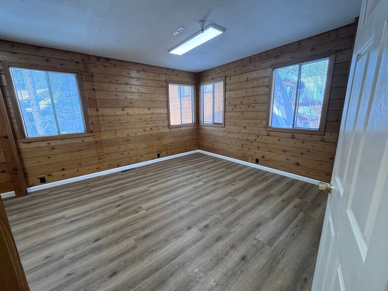 Primary Photo Of 916 Southwood Blvd, Incline Village Office For Lease