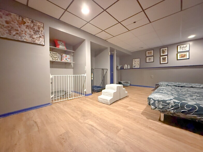 More Photos Of Bay Road, North Easton Specialty For Sale