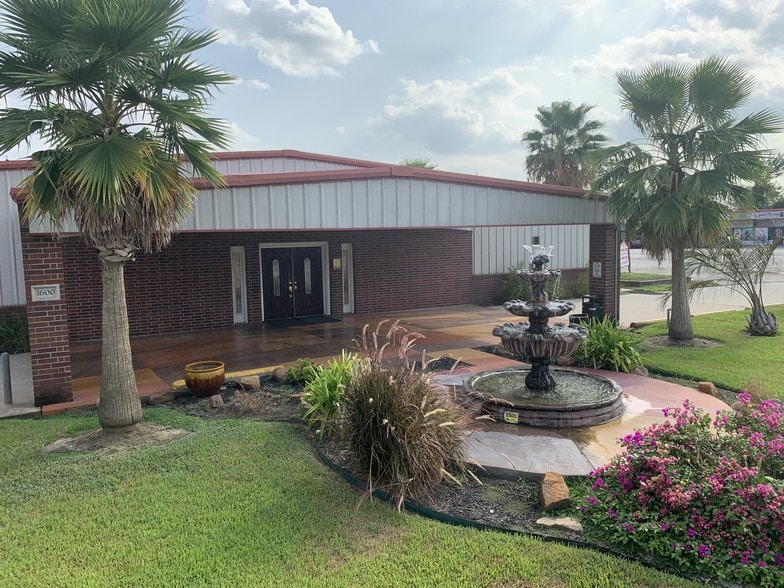 Primary Photo Of 1600 Aldine Bender Rd, Houston Lodge Meeting Hall For Sale