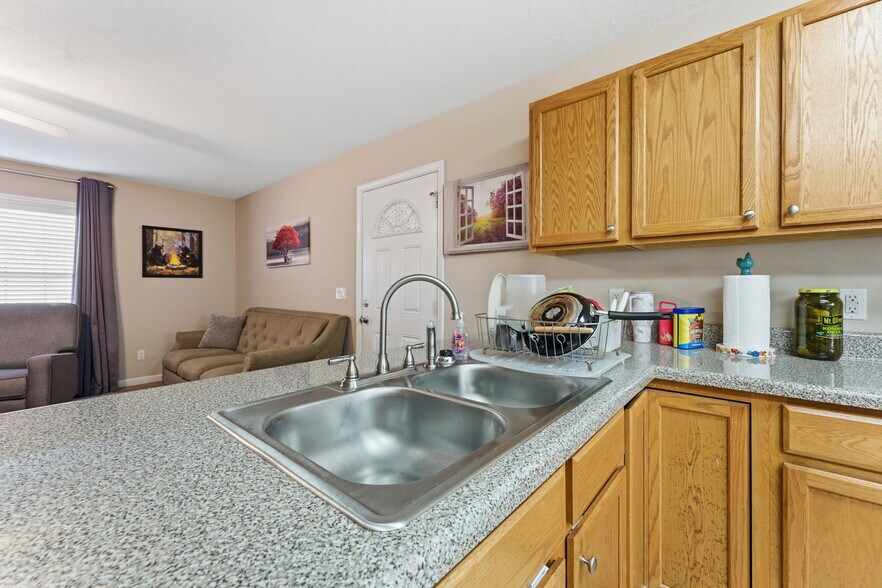 More Photos Of 520 Baird Cove Rd, Franklin Apartments For Sale