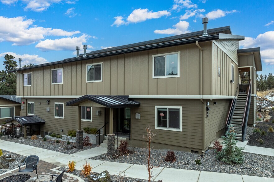 Primary Photo Of 2320 NW Lakeside Pl, Bend Multifamily For Sale