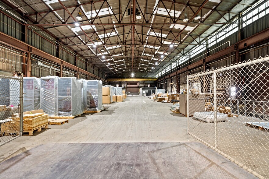 More Photos Of 601 McFarland St, Houston Warehouse For Lease