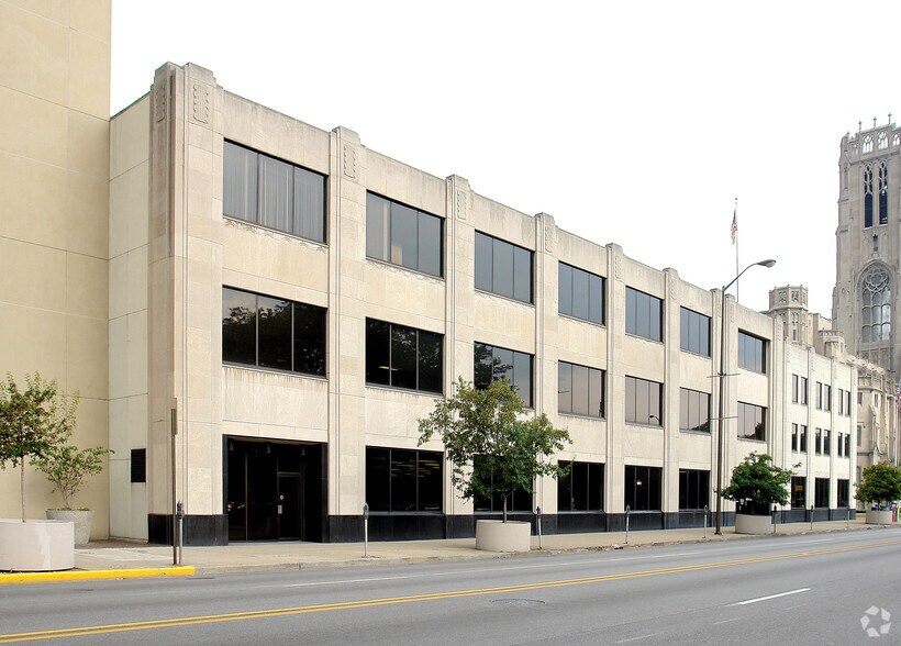 More Photos Of 550 N Meridian St, Indianapolis Office For Lease