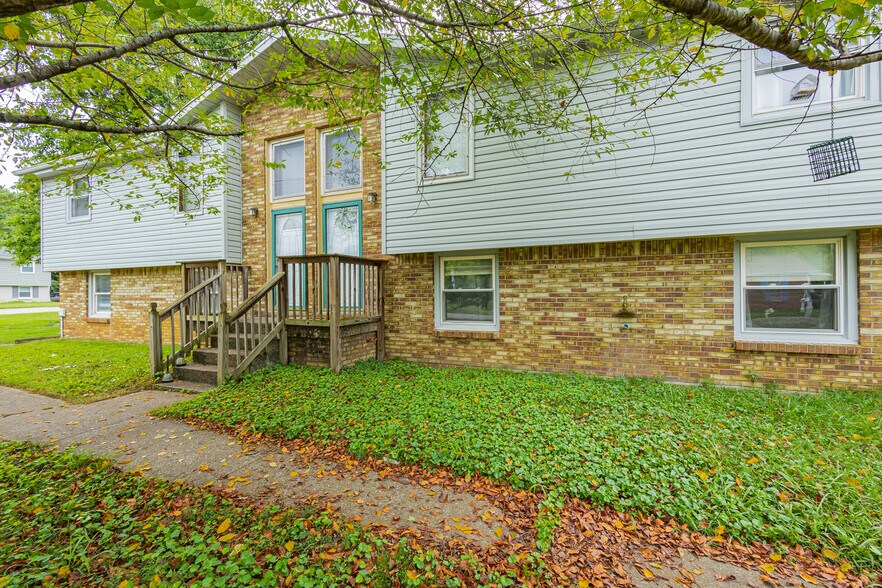 Primary Photo Of 4299 Sweden Dr, Hermitage Multifamily For Sale