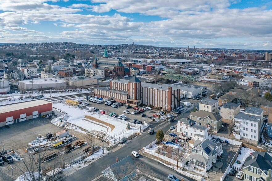 More Photos Of 49 Blanchard St, Lawrence Warehouse For Sale
