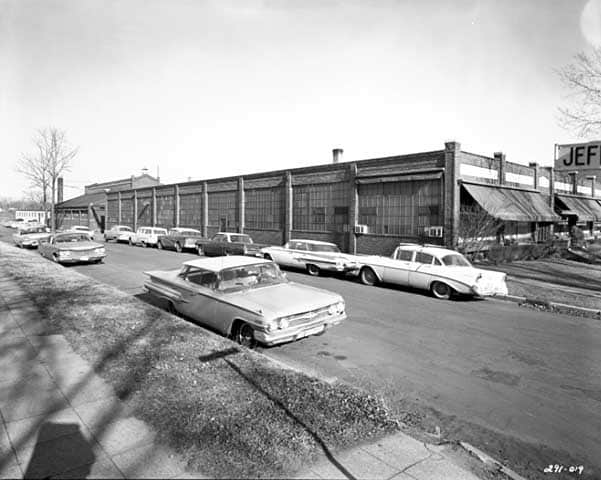 More Photos Of 655 19th Ave NE, Minneapolis Manufacturing For Lease