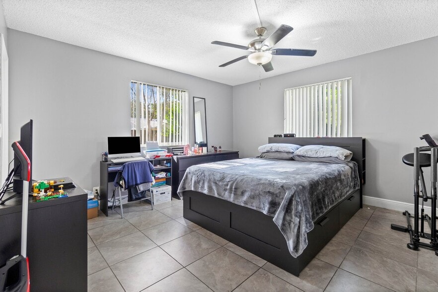 More Photos Of 1831-1837 NW 94th ave, Coral Springs Apartments For Sale