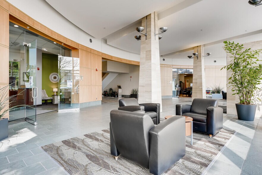 More Photos Of 1745 Shea Center Dr, Highlands Ranch Office For Lease