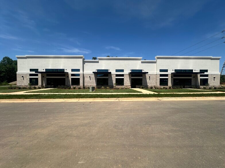 More Photos Of 7521 Eastern Medical Dr, Denver Medical For Lease