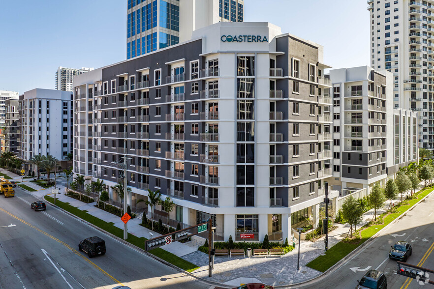 Primary Photo Of 150 SE 3rd Ave, Fort Lauderdale Apartments For Lease