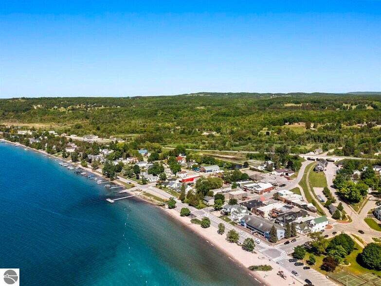 More Photos Of 180 S Benzie Blvd, Beulah Storefront Retail Office For Sale