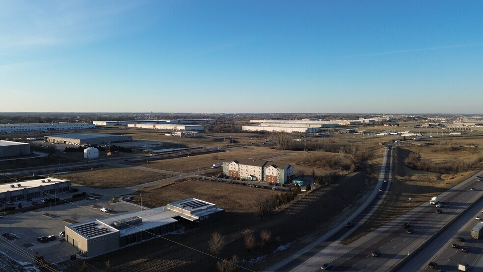 More Photos Of SE 66th St @ Delaware Avenue, Ankeny Land For Sale