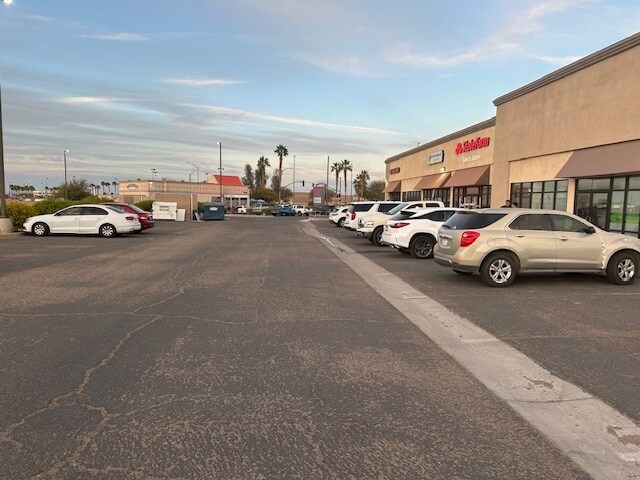 More Photos Of 775 Danenberg Dr, El Centro Storefront Retail Office For Lease