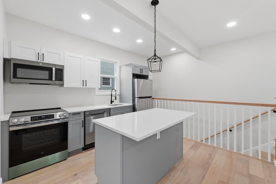 More Photos Of 82 Grove St, Montclair Apartments For Sale