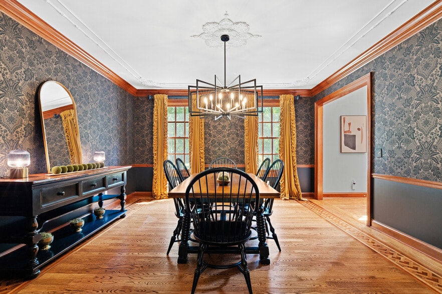 More Photos Of 5455 Plantation Rd, Sunbury Lodge Meeting Hall For Sale