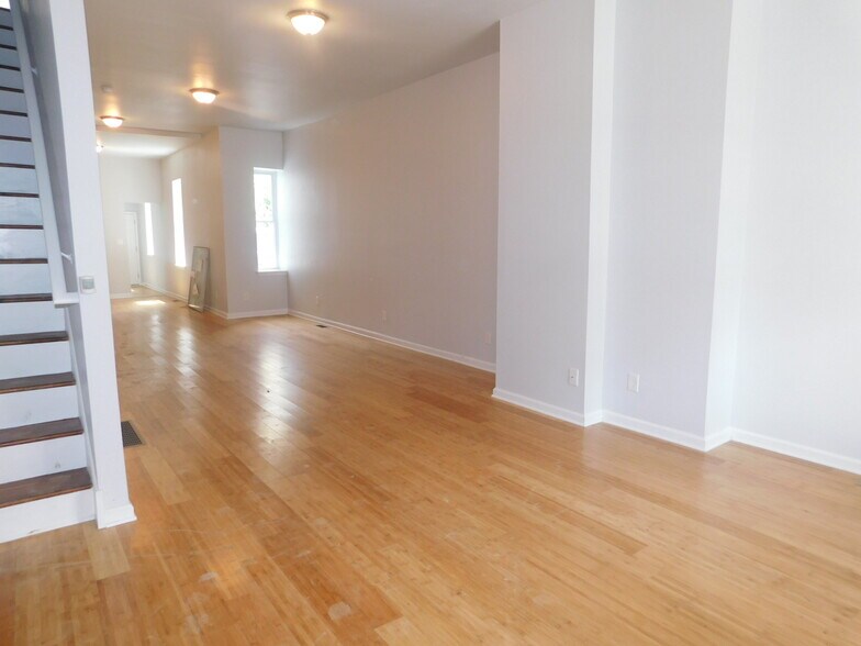 More Photos Of , Philadelphia Specialty For Sale