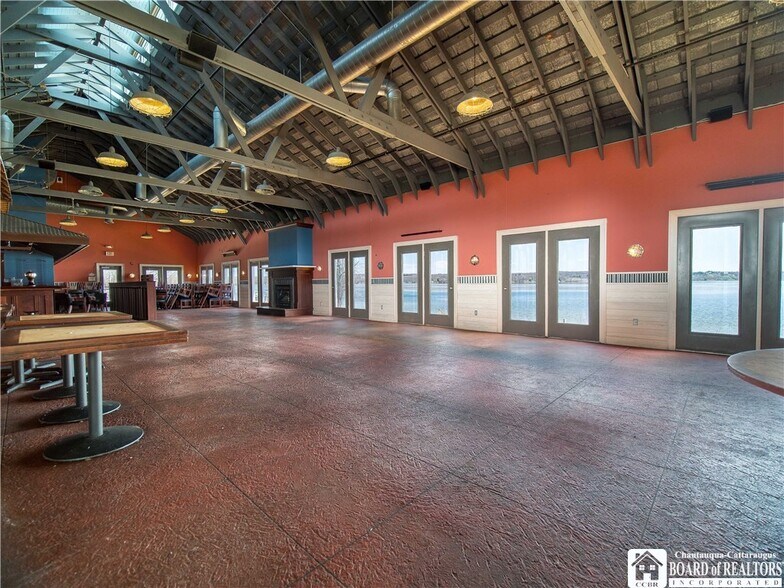 More Photos Of 188 S Erie St, Mayville Restaurant For Lease