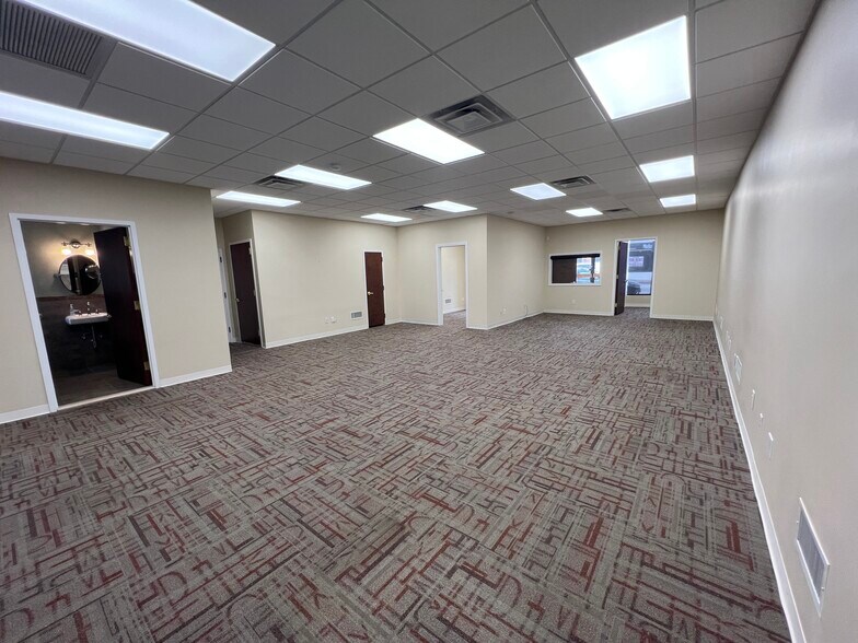 More Photos Of 4230-4236 Merrick Rd, Massapequa Storefront Retail Residential For Lease