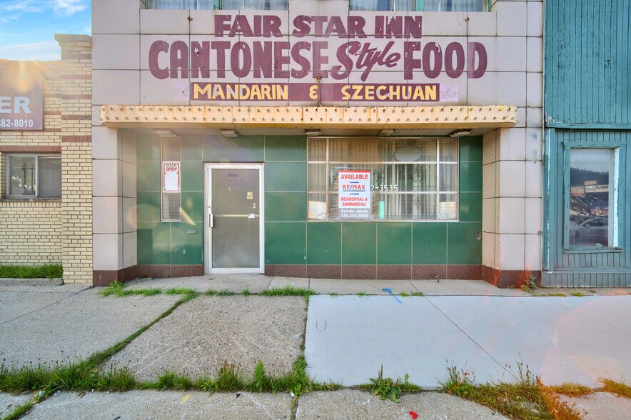 More Photos Of 16209 E Warren Ave, Detroit General Retail For Sale