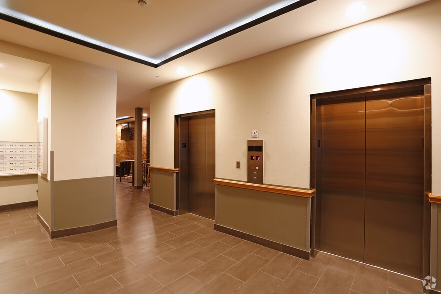 More Photos Of 526 Penn Ave, Pittsburgh Apartments For Lease