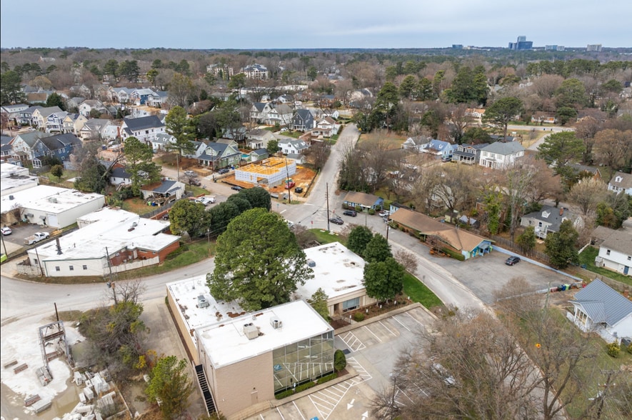 More Photos Of 790 Pershing Rd, Raleigh Office For Lease