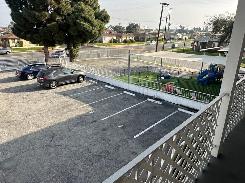 More Photos Of 10963 S Western Ave, Los Angeles Religious Facility For Lease