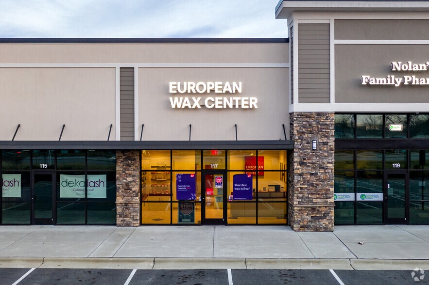 More Photos Of 2513 Eastchester Dr, High Point Storefront Retail Office For Lease