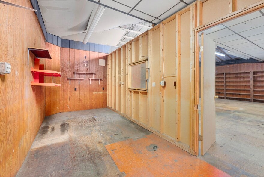 More Photos Of 11 Tenth St, East Providence Warehouse For Sale
