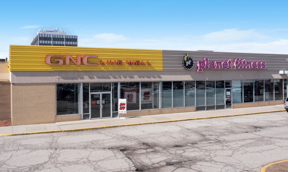 More Photos Of 450 Saint John Rd, Michigan City Storefront For Sale