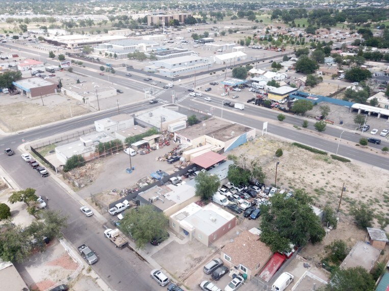 More Photos Of 333 Wyoming Blvd NE, Albuquerque Auto Repair For Sale