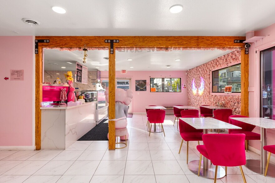 More Photos Of 3341-3343 SE Hawthorne Blvd, Portland Freestanding For Sale