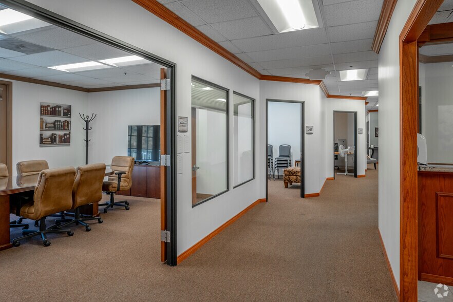 More Photos Of 23120 Alicia Pky, Mission Viejo Medical For Lease