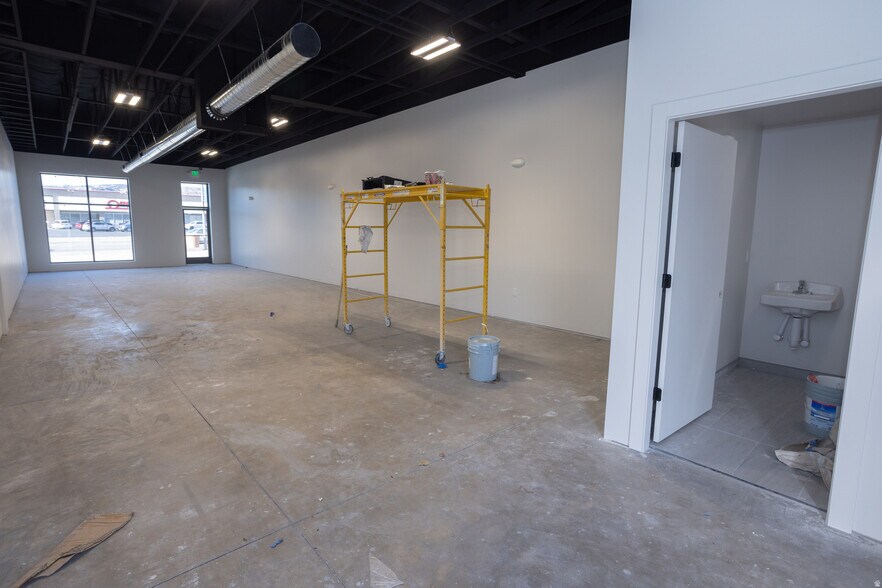More Photos Of 385 S Main St, Richfield Storefront For Lease