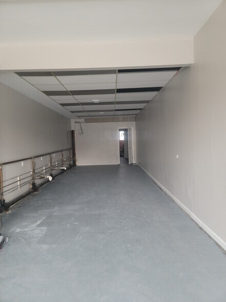 More Photos Of 4634-4658 Church St, Skokie Storefront Retail Office For Lease