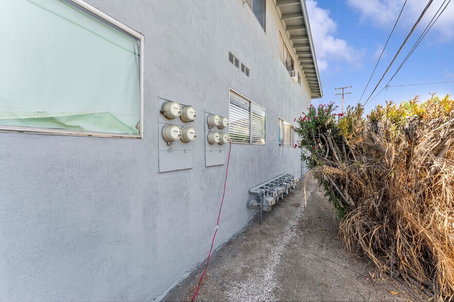More Photos Of 568 E Colorado Ave, Glendora Apartments For Sale