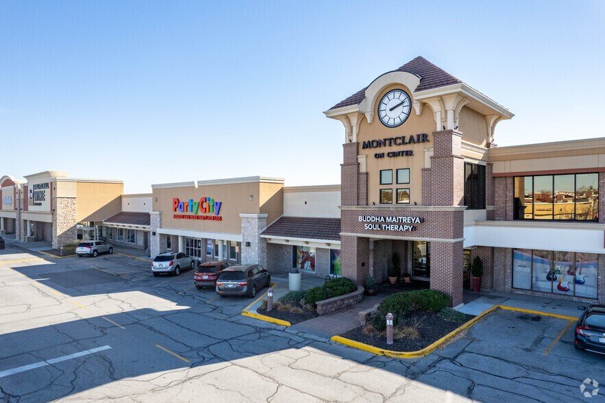 More Photos Of 13057 W Center Rd, Omaha Office For Lease