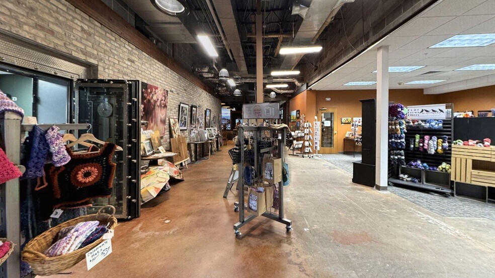 More Photos Of 100 S 1st St, Mount Horeb Office For Lease