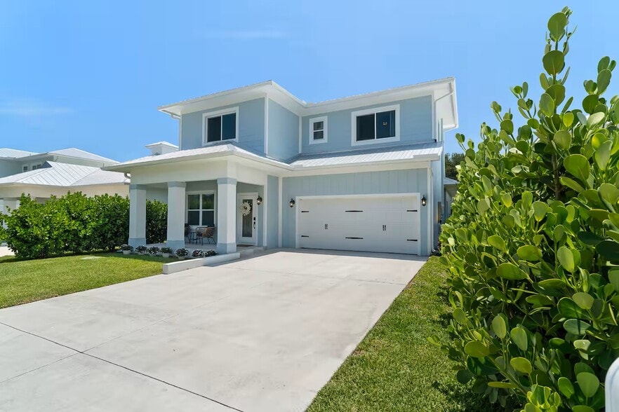 More Photos Of 1960 NE Dixie Hwy, Jensen Beach Apartments For Sale