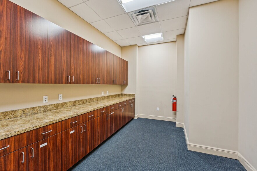More Photos Of 3945 W Atlantic Ave, Delray Beach Office For Lease