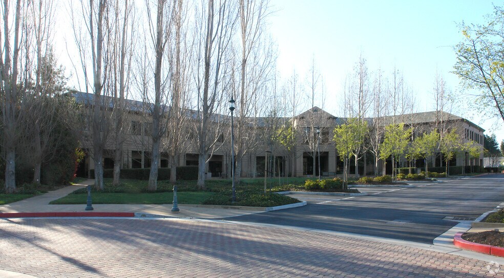 Primary Photo Of 379 N Whisman Rd, Mountain View Office For Lease