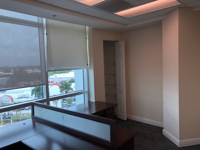 More Photos Of 2301 NW 87th Ave, Doral Office Residential For Lease