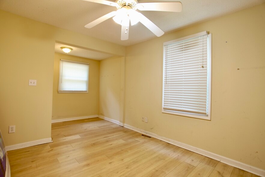 More Photos Of 381 McGill Ave NW, Concord Office For Sale