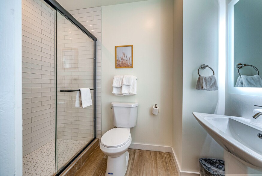 More Photos Of 724 Ocean Ave, Ocean City Hotel For Sale